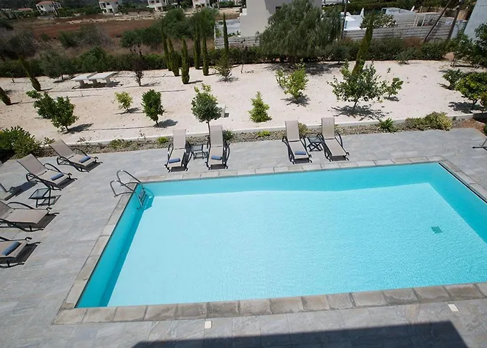 Ochosto Chrysos - Stunning 5 Bedroom - Close To Fig Tree Βίλα Πρωταράς